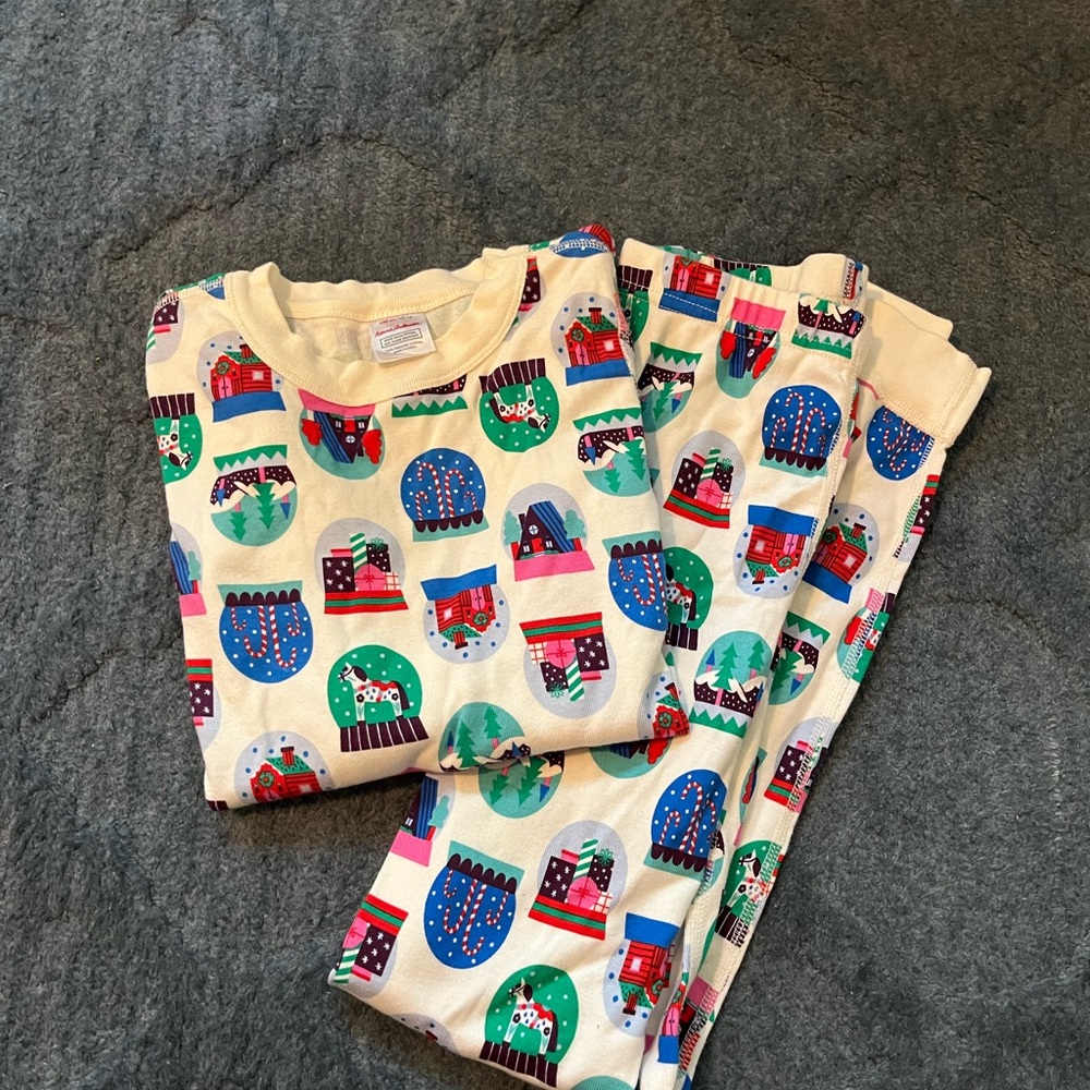 Hanna Andersson holiday pajamas Size 140